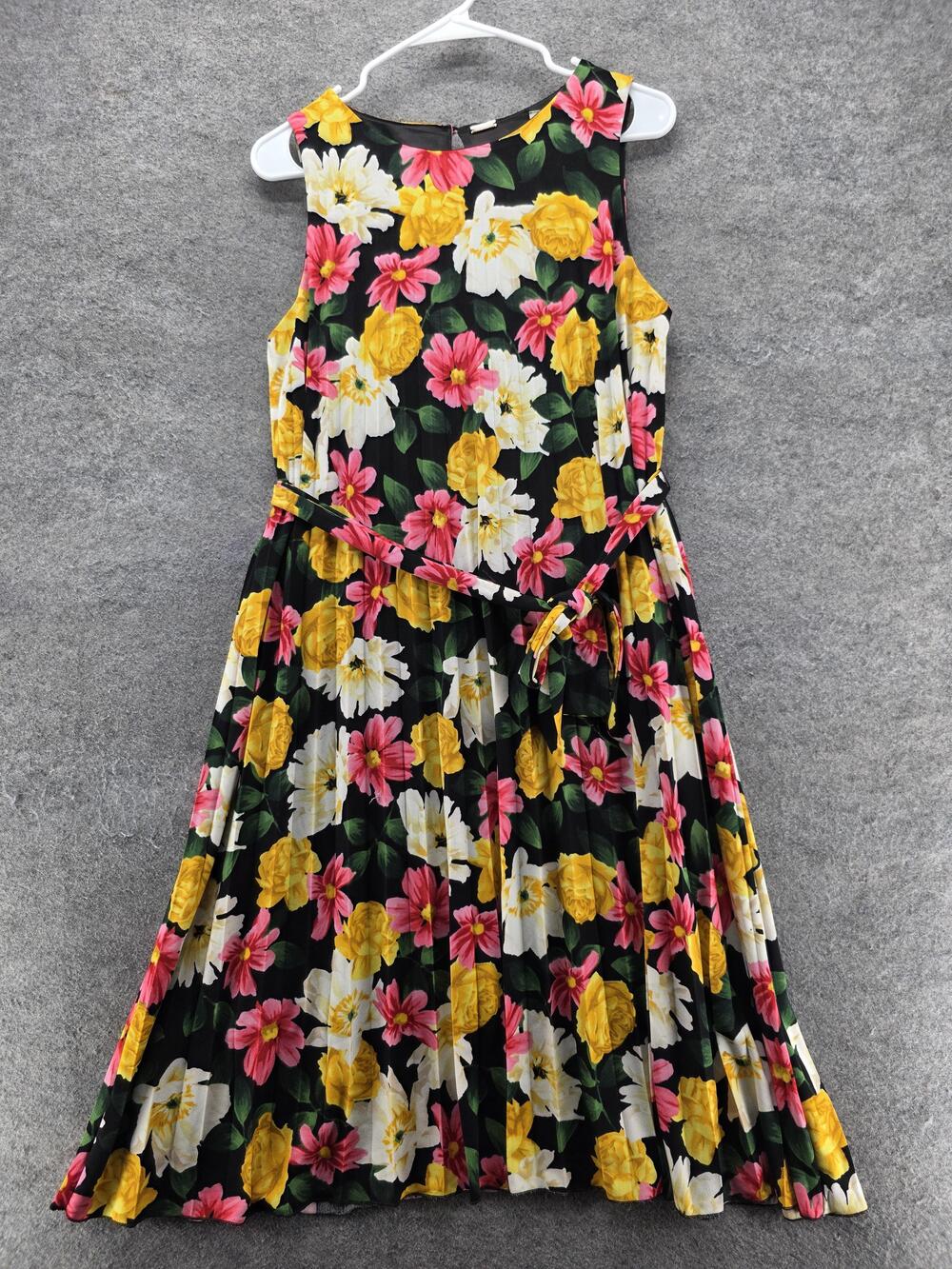 T Tahari Dress Womens M Multicolor Fit & Flare Knee Length Floral Lined Pleated